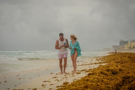 Shantel VanSanten - wearing a bikini in a candid photoshoot in Mexico deac2a900799784.jpg