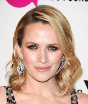 Shantel-VanSanten-HQCelebrities.com-500.jpg