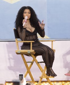 Nicki-Minaj-See-Through-17.jpg