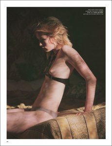 Edie-Campbell-Topless-1.jpg