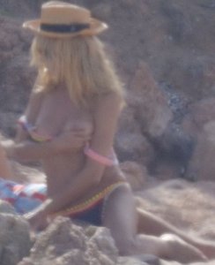 Heidi-Klum-Topless-8.jpg