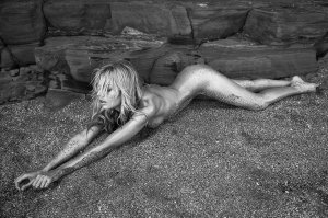 TheFappeningBlog.com - Hannah Kirkelie Nude & Sexy 35.jpg