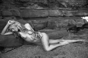 TheFappeningBlog.com - Hannah Kirkelie Nude & Sexy 39.jpg