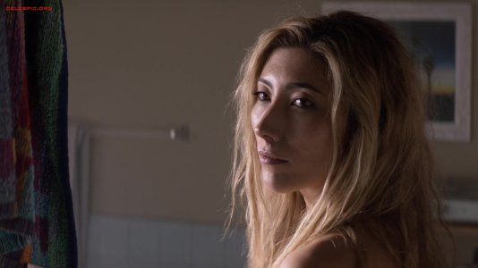 Dichen_Lachman_-___Kingdom_S03_E04_1080p__1__18.jpg