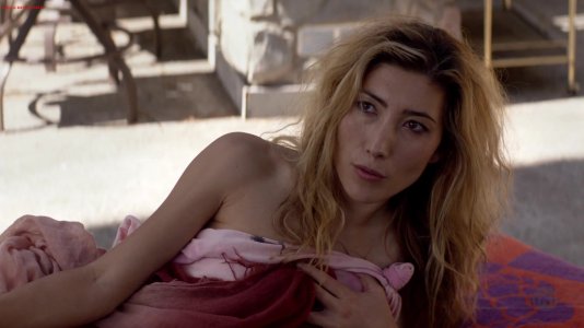 Dichen_Lachman_-___Kingdom_S03_E08_1080p_1__108.jpg