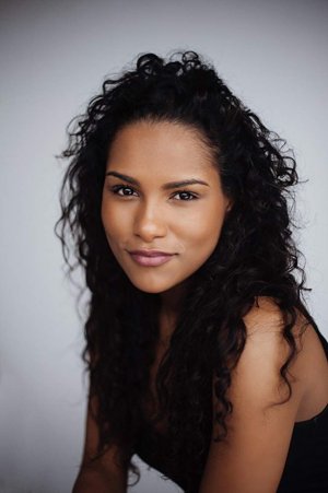 saffron-hocking (4).jpg