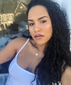 saffron-hocking (8).jpg