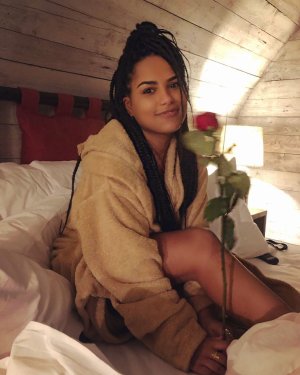 saffron-hocking (15).jpg