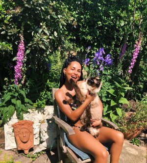 saffron-hocking (17).jpg