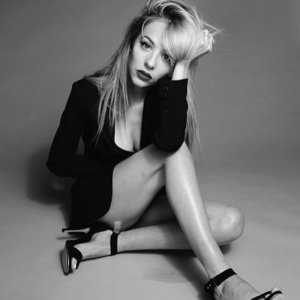 mackenzie-porter (3).jpg