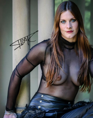 Floor Jansen 3.png