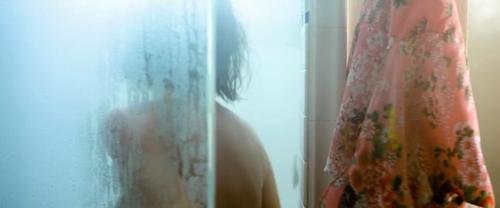 Charlbi Dean Kriek - Don't Sleep - 3_1-500.jpg