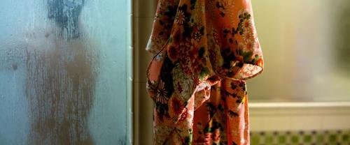 Charlbi Dean Kriek - Don't Sleep - 3_3-500.jpg