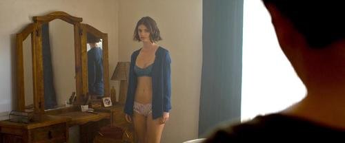 Charlbi Dean Kriek - Don't Sleep - 4_1-500.jpg