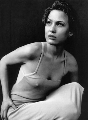 Joey Lauren Adams (14).jpg