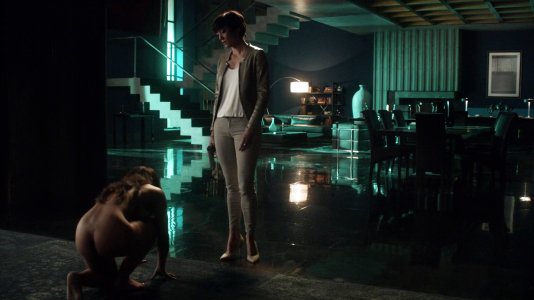 Shivani Ghai - Dominion s02e11 (2015) 3.jpg