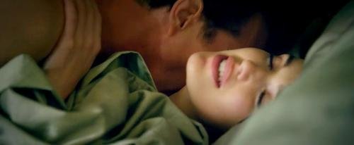 Elizabeth Henstridge - Reach Me - 2_2-500.jpg