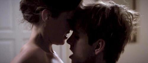 Elizabeth Henstridge - The Thompsons_3-500.jpg