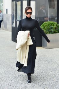 TheFappeningBlog.com - Victoria Beckham Sexy 7.jpg