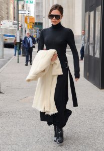 TheFappeningBlog.com - Victoria Beckham Sexy 13.jpg