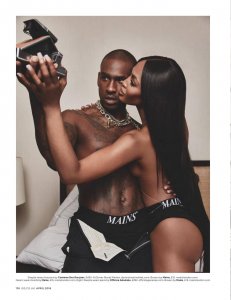 TheFappeningBlog.com - Naomi Campbell Sexy & Topless 4.jpg