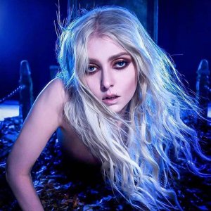 Taylor Momsen 044.jpg