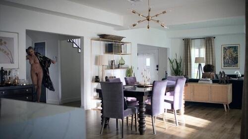 Brenda Strong - Unprisoned - S01E01_1-500.jpg