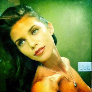 annalynne-mccord-twit-pic-601036793.jpg