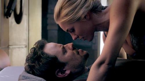 Jessica Sipos - Dark Matter - S02E08_4-500.jpg