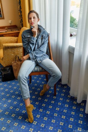 0011-01 thefappeningblog.com.jpg