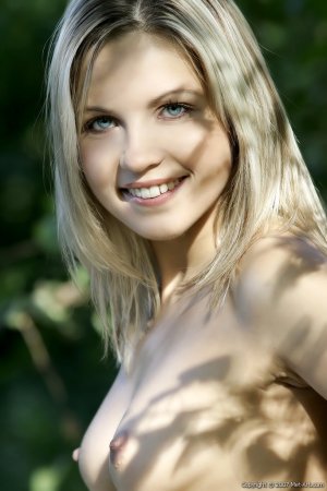 jenni-a-sinetika-07 thefappeningblog.com.jpg