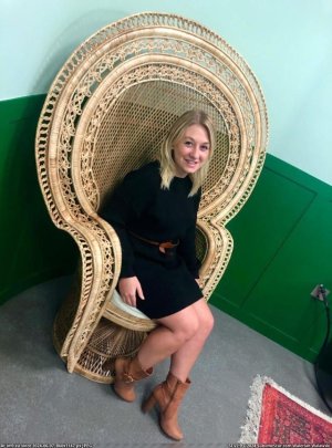 our-lust-world algedonicfemale orianne93 01.jpg