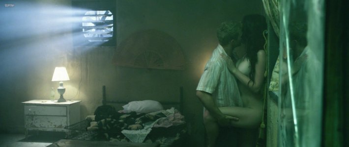 Katia Winter @ Arena (US 2011) AyXtUZDO_o.jpg