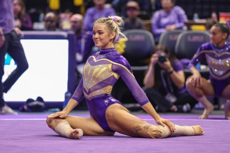 florida-v-lsu-gymnastics-meet-baton-rouge-louisiana-january-v0-jjt0bthffzde1.jpg