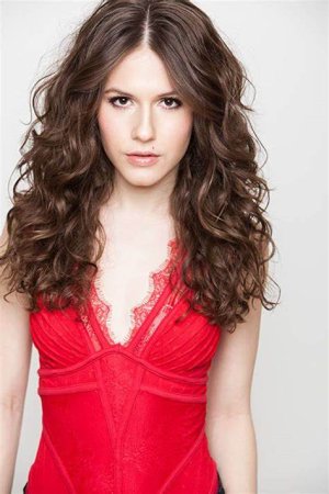 Erin Sanders (8).jpg