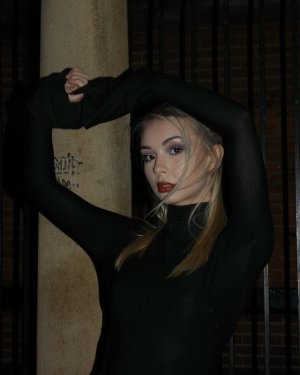 kamilalenajanicka  _kamilajanicka  kamciaa001 - 01.jpg