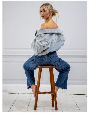 kamilalenajanicka  _kamilajanicka  kamciaa001 - 02.jpg