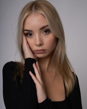 kamilalenajanicka  _kamilajanicka  kamciaa001 - 09.jpg