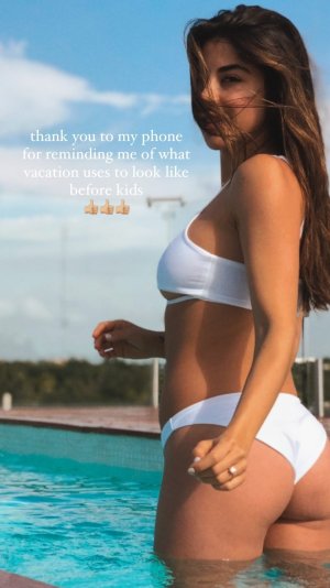 daniellamonet_story_1_24_2025_5_55_34 PM3552905303878555476.jpg