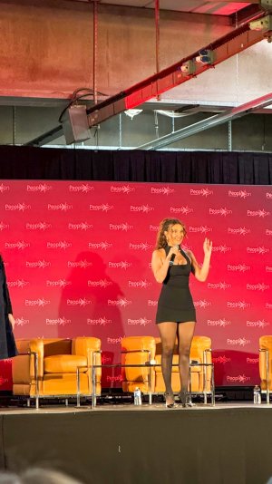 Millie Bobby (1).jpg