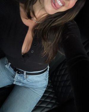 daniellamonet_post_1_26_2025_9_54_06 PM3554474866262825925.jpg