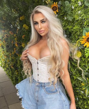 candi_lou 001 (11).jpg