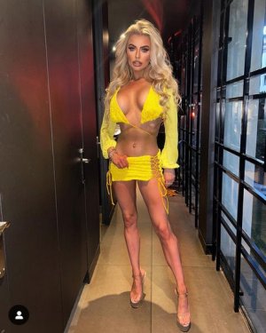 candi_lou 001 (65).jpg