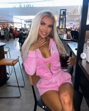 candi_lou 001 (66).jpg