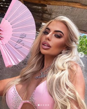 candi-lou 02 (8).jpg