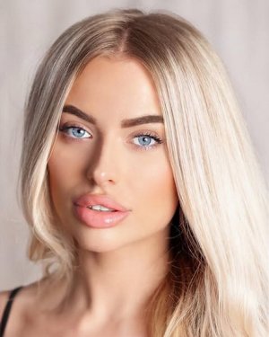 candi-lou 02 (17).jpg