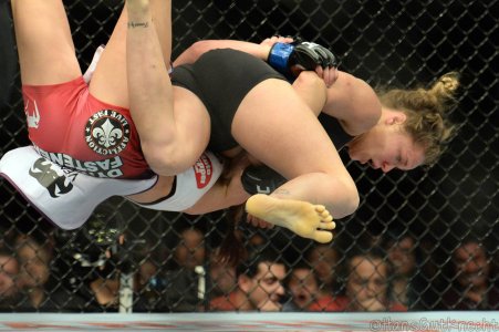 Ronda-Rousey-Feet-1287668.jpg