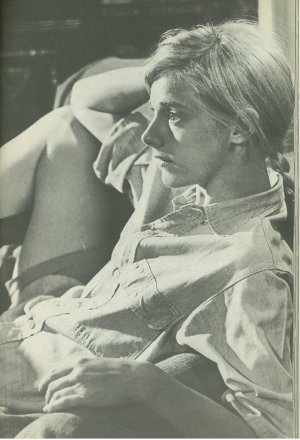 Sondra-Locke (2).jpg