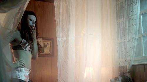 Juliana Harkavy - House of Bodies_1-500.jpg