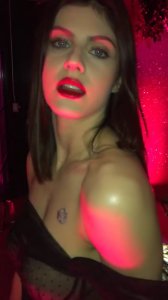 TheFappeningBlog.com - Alexandra Daddario Sexy  38.jpg